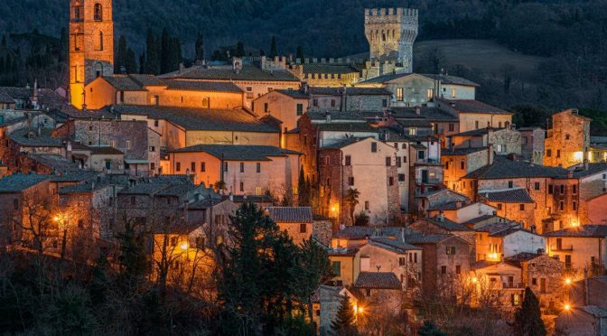 San Casciano dei Bagni: il borgo che rinasce tra acque termali e fonti di vino